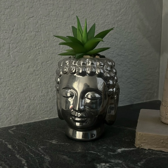 Fake plant decor - Picture 1 of 1